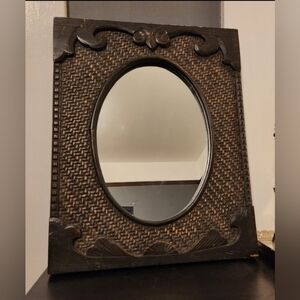 Vintage Elegant Rattan Oval Wall Mirror
